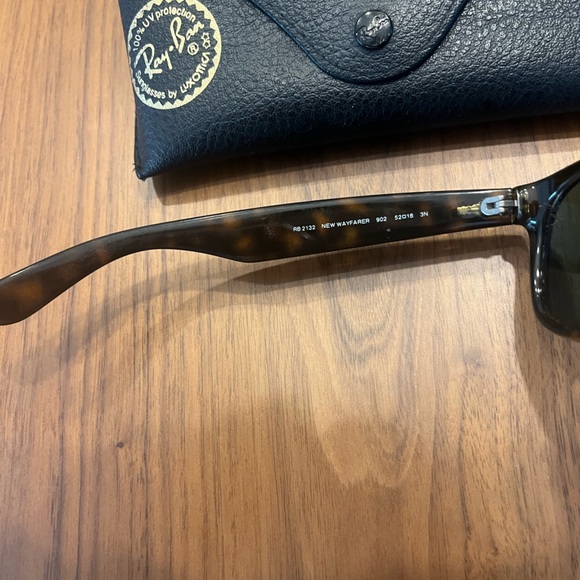 Ray Ban New Wayfarer Classic Sunglasses BNWOT - Picture 7 of 10